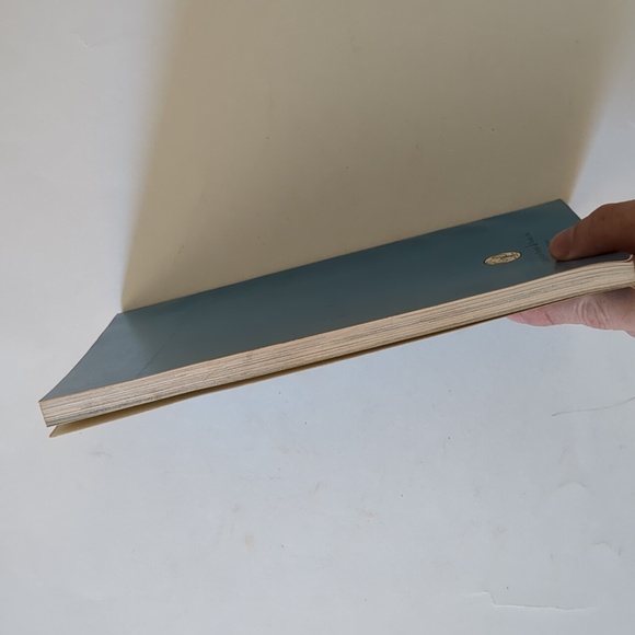 Emily Post: Meal Time Etiquette - 1963 vintage table manners guide - Picture 4 of 15